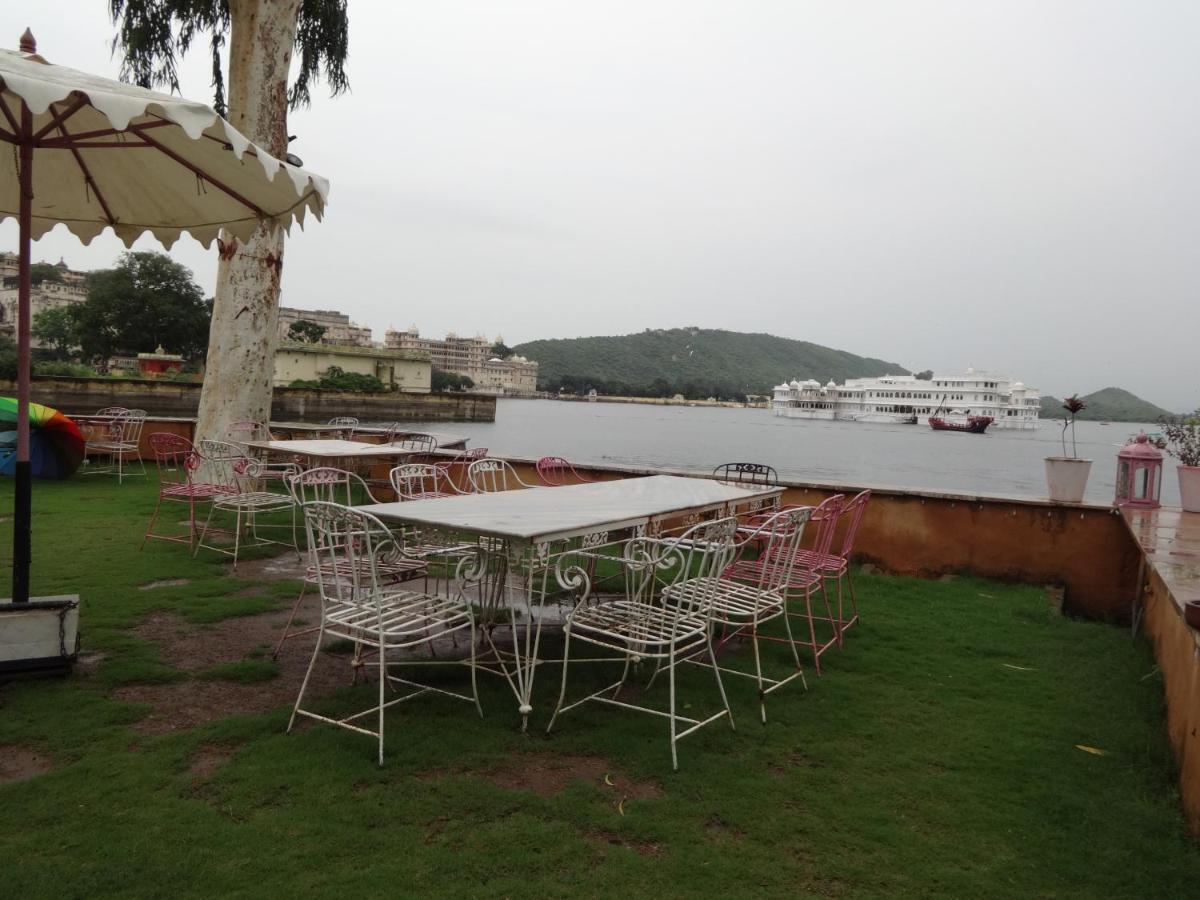 Raasleela Luxury Camp Hotel อุเดเปอร์ ภายนอก รูปภาพ
